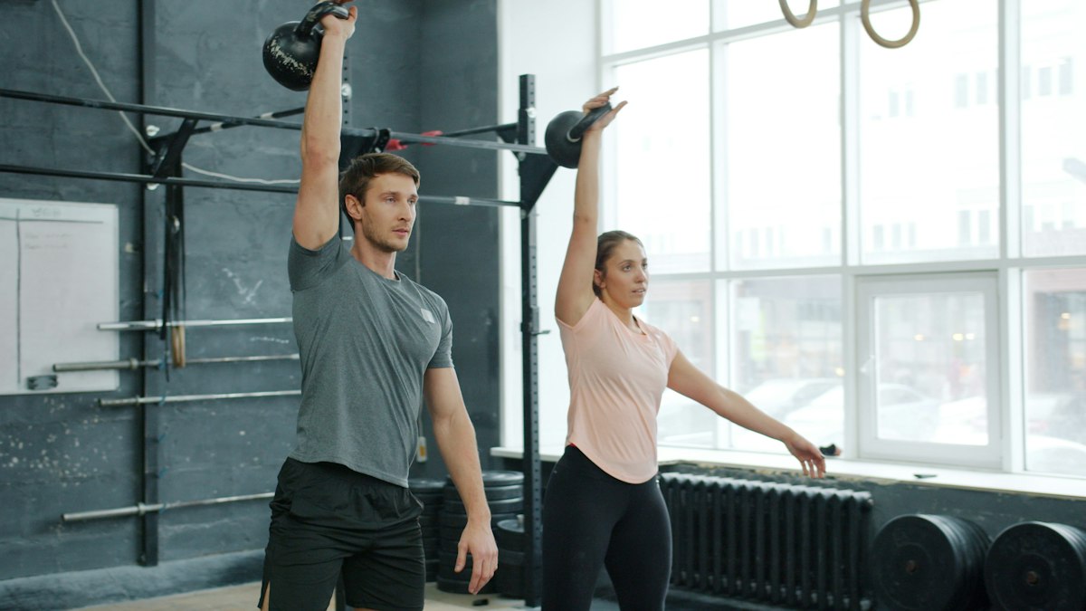 How to Choose Your First Kettlebell: Weight Guide and 5 Easy Home Workouts